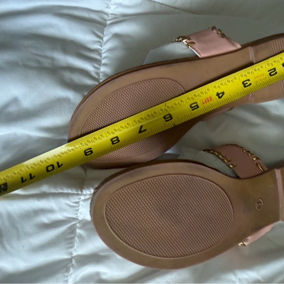 BAMBOO Beige Rosette Slide & Pink Palm Thong Sandals - Picture 8 of 8